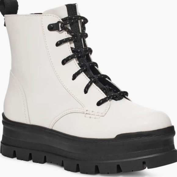 NWT UGG Sidnee Waterproof Platform Lug Combat Boot! - Picture 2 of 12